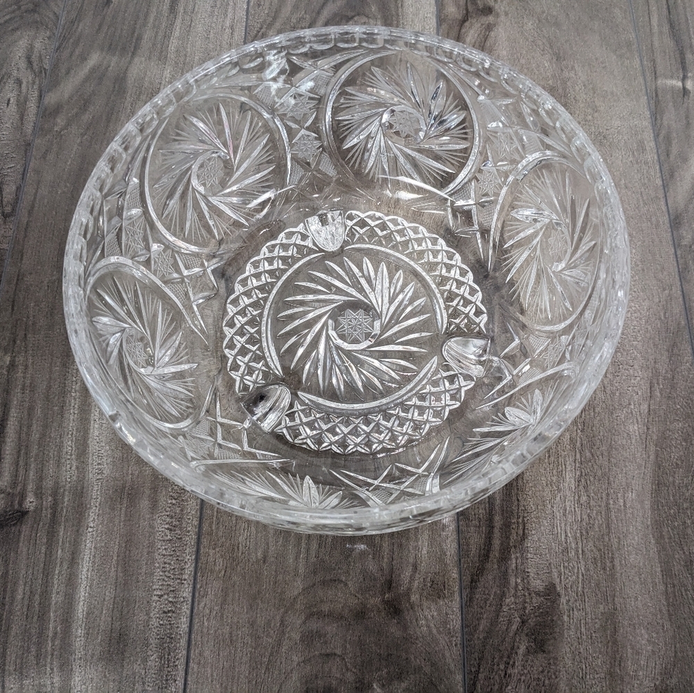 Vintage Star of David Large Pressed 3 Footed Crystal Bowl Swirl 8.5 inch Etched